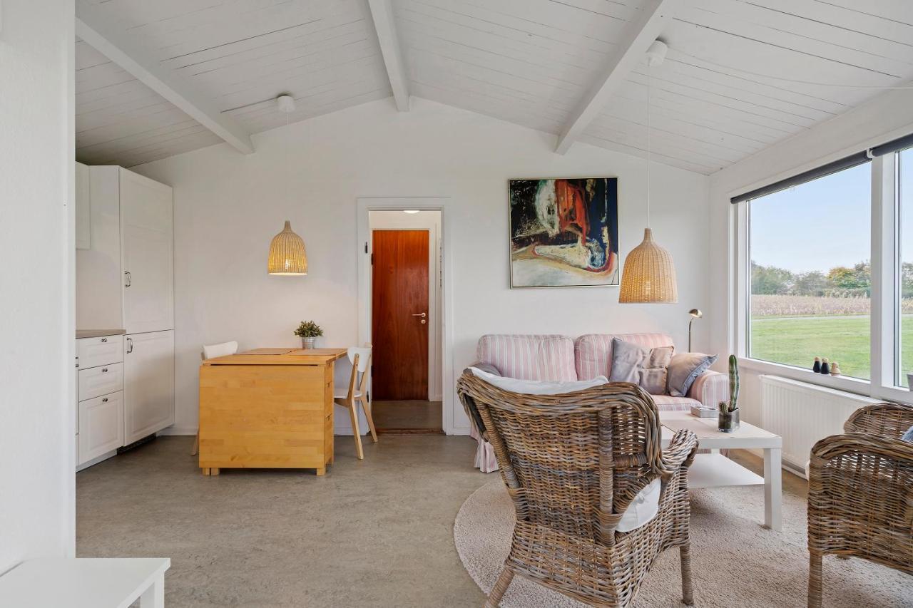 Cozy 2-Bedroom J Seaside Escape At Summerhouse Brenderup Екстериор снимка